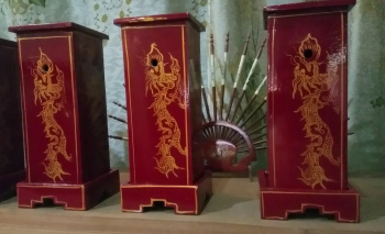 Hộp thần chủ là gì